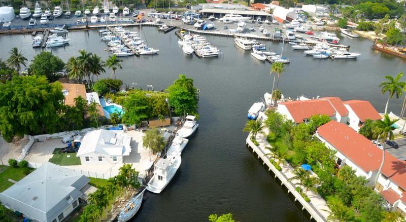 Riviera Luxury Living At River Oaks Marina And Tower ไมอามี ภายนอก รูปภาพ