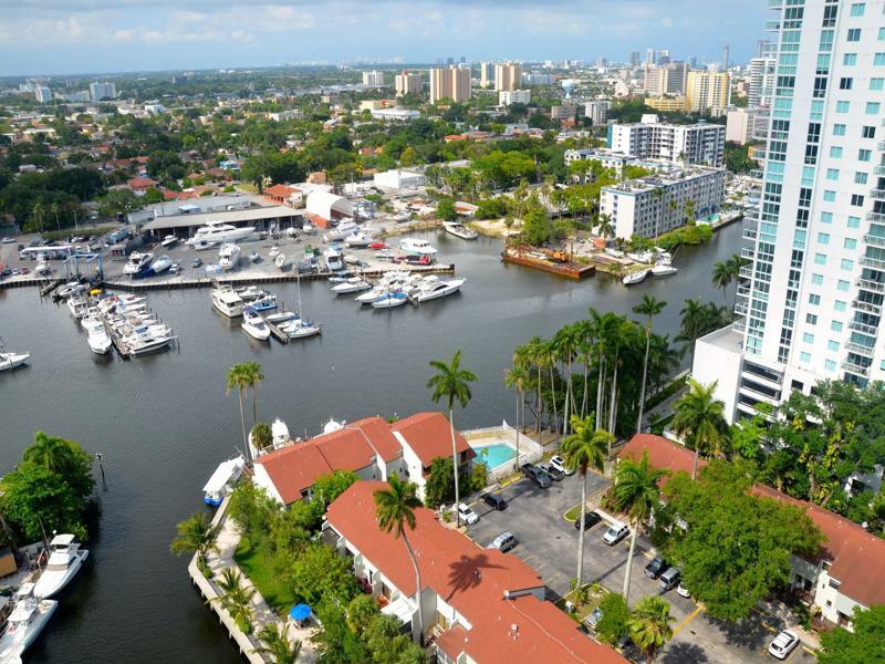 Riviera Luxury Living At River Oaks Marina And Tower ไมอามี ภายนอก รูปภาพ