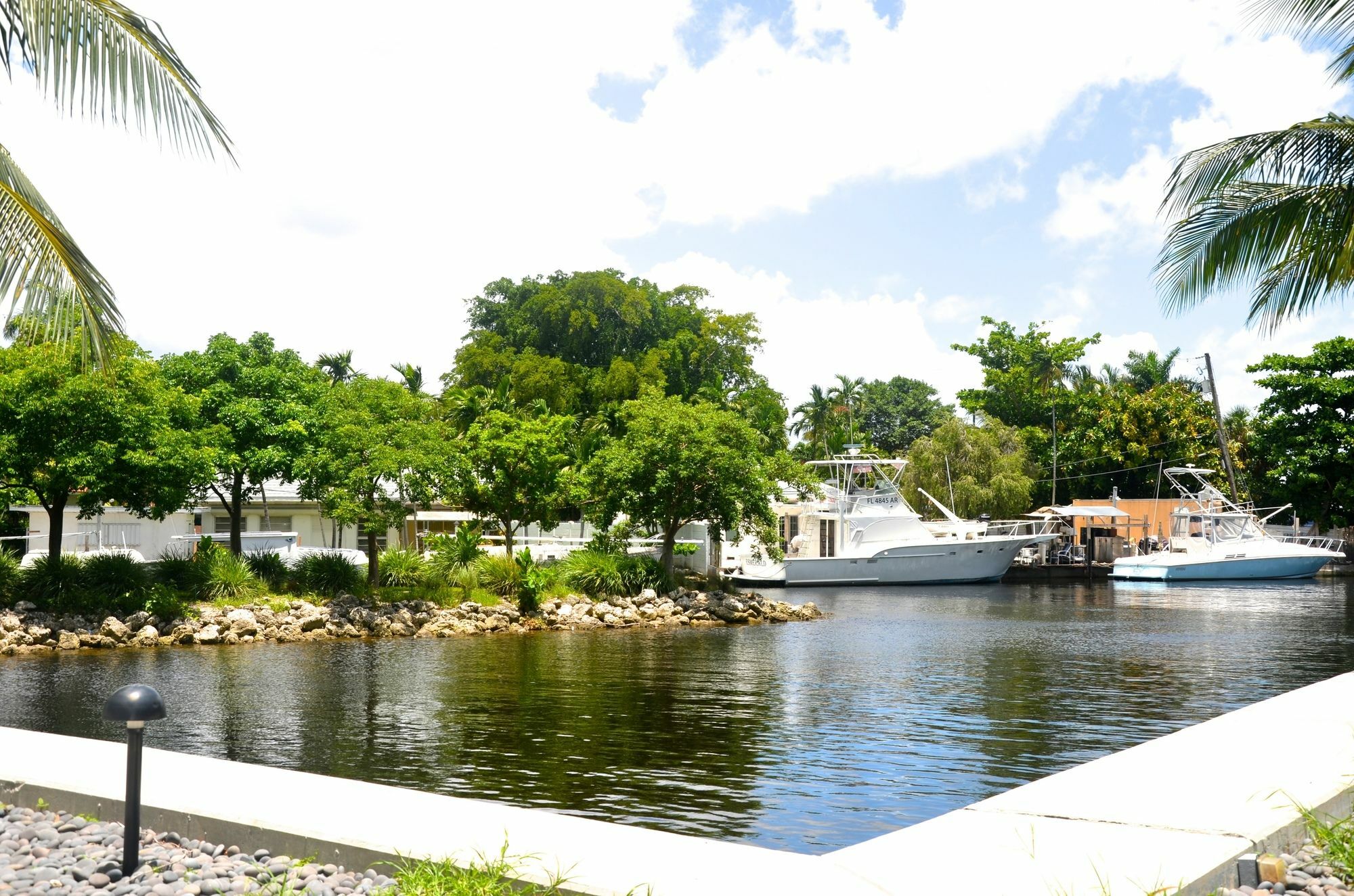 Riviera Luxury Living At River Oaks Marina And Tower ไมอามี ภายนอก รูปภาพ
