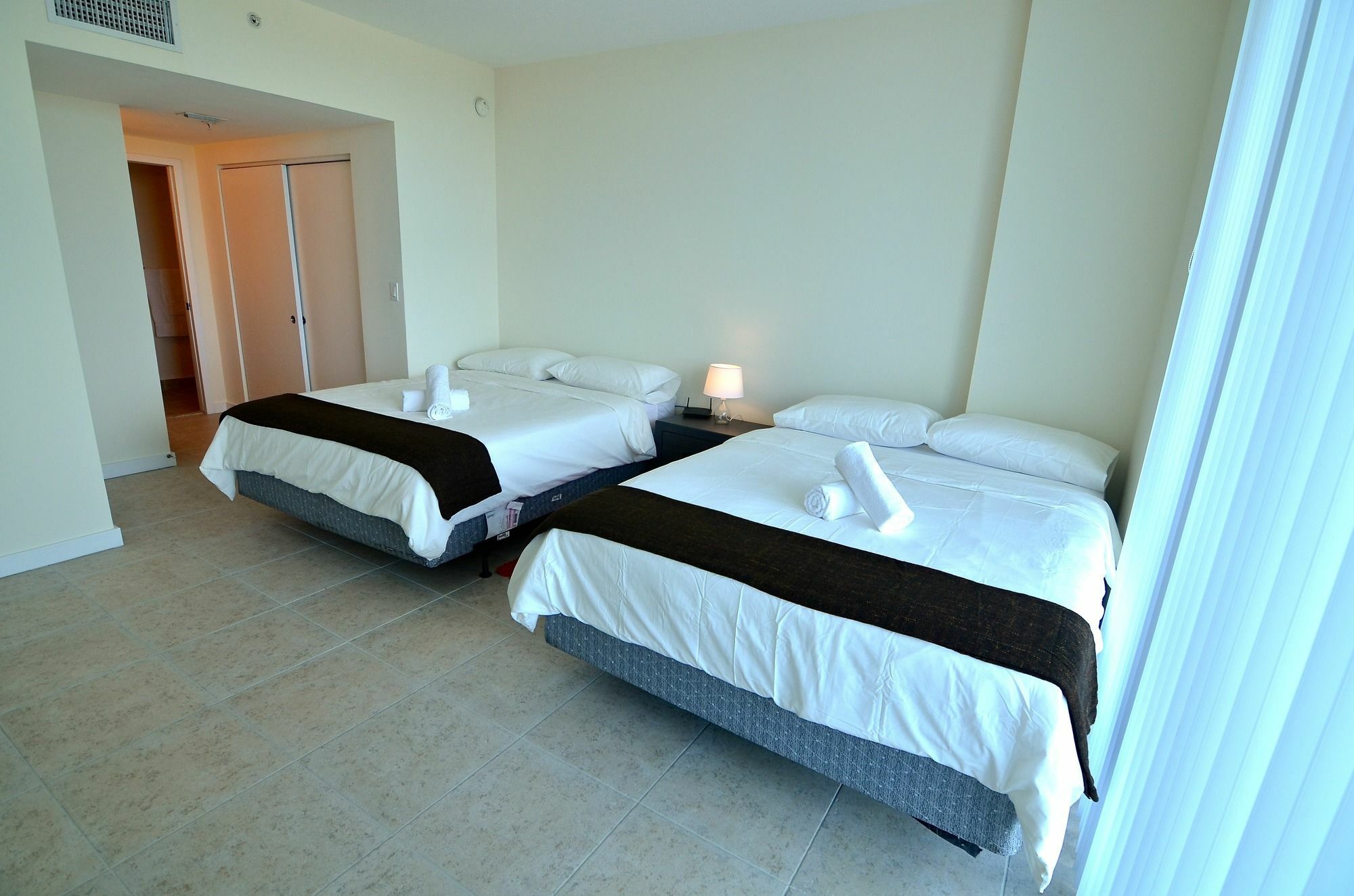 Riviera Luxury Living At River Oaks Marina And Tower ไมอามี ภายนอก รูปภาพ