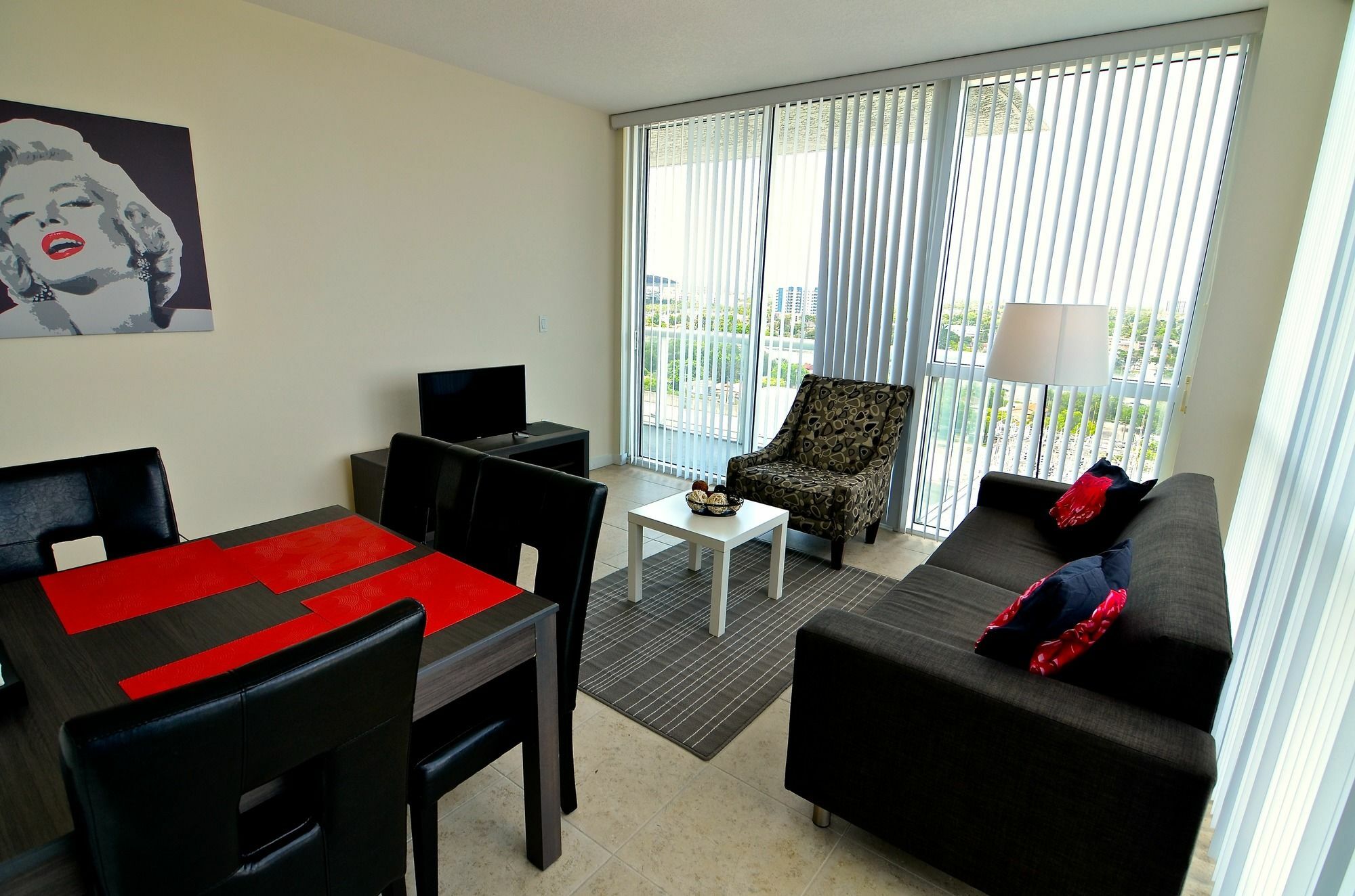 Riviera Luxury Living At River Oaks Marina And Tower ไมอามี ภายนอก รูปภาพ