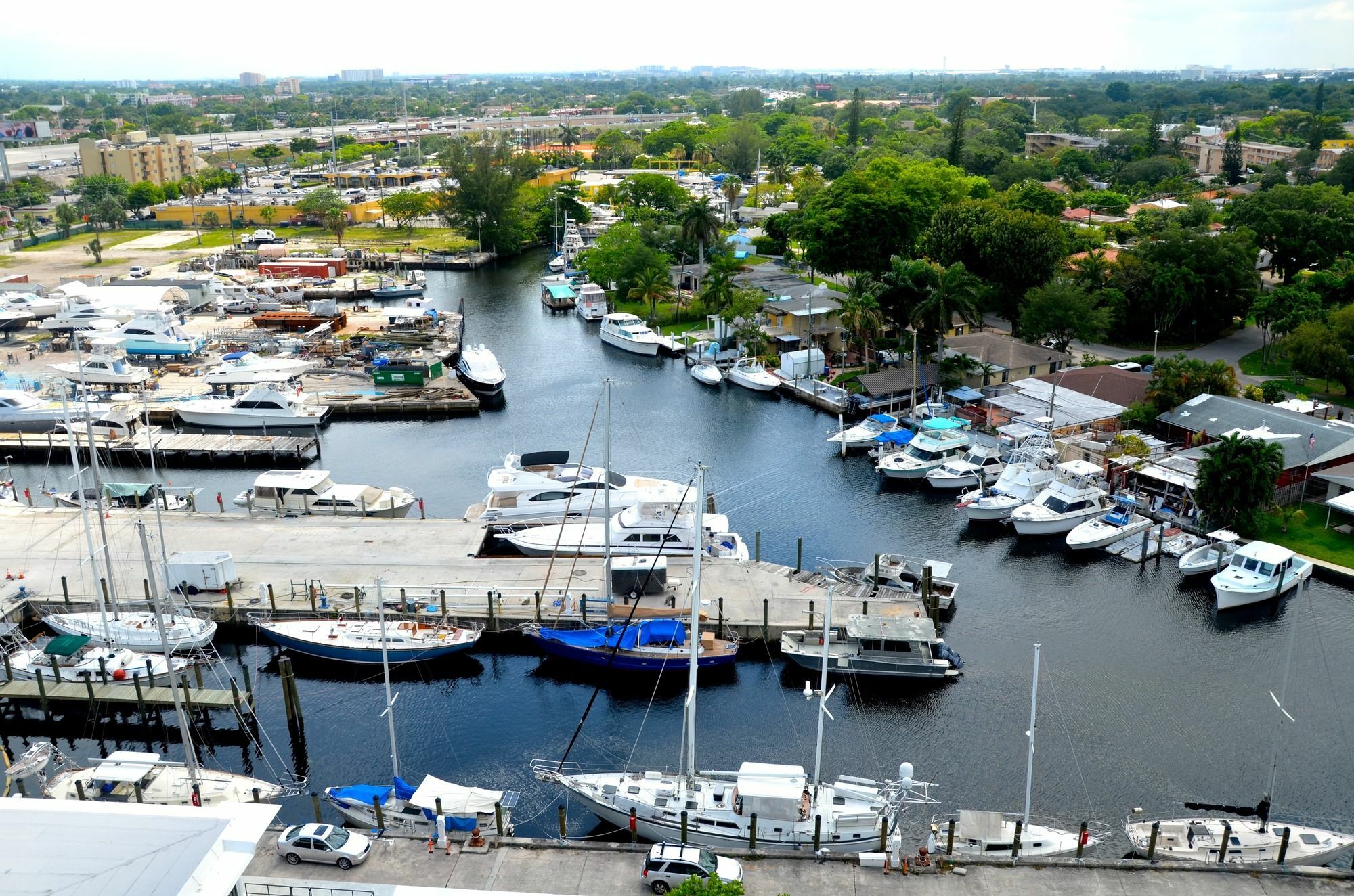 Riviera Luxury Living At River Oaks Marina And Tower ไมอามี ภายนอก รูปภาพ
